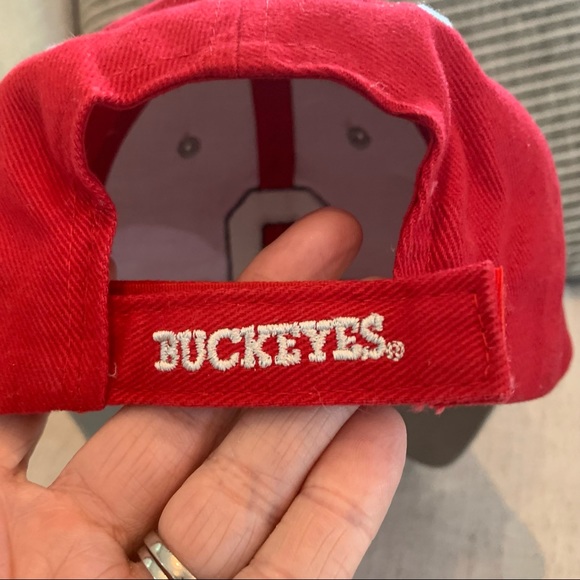 Signatures Red Ohio State Buckeyes Adjustable Cap - Picture 2 of 5